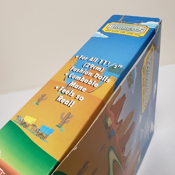 Toy Concepts Broncos Horse Soft Mane & Tail with Saddle Vintage Toy - Picture 9 of 13